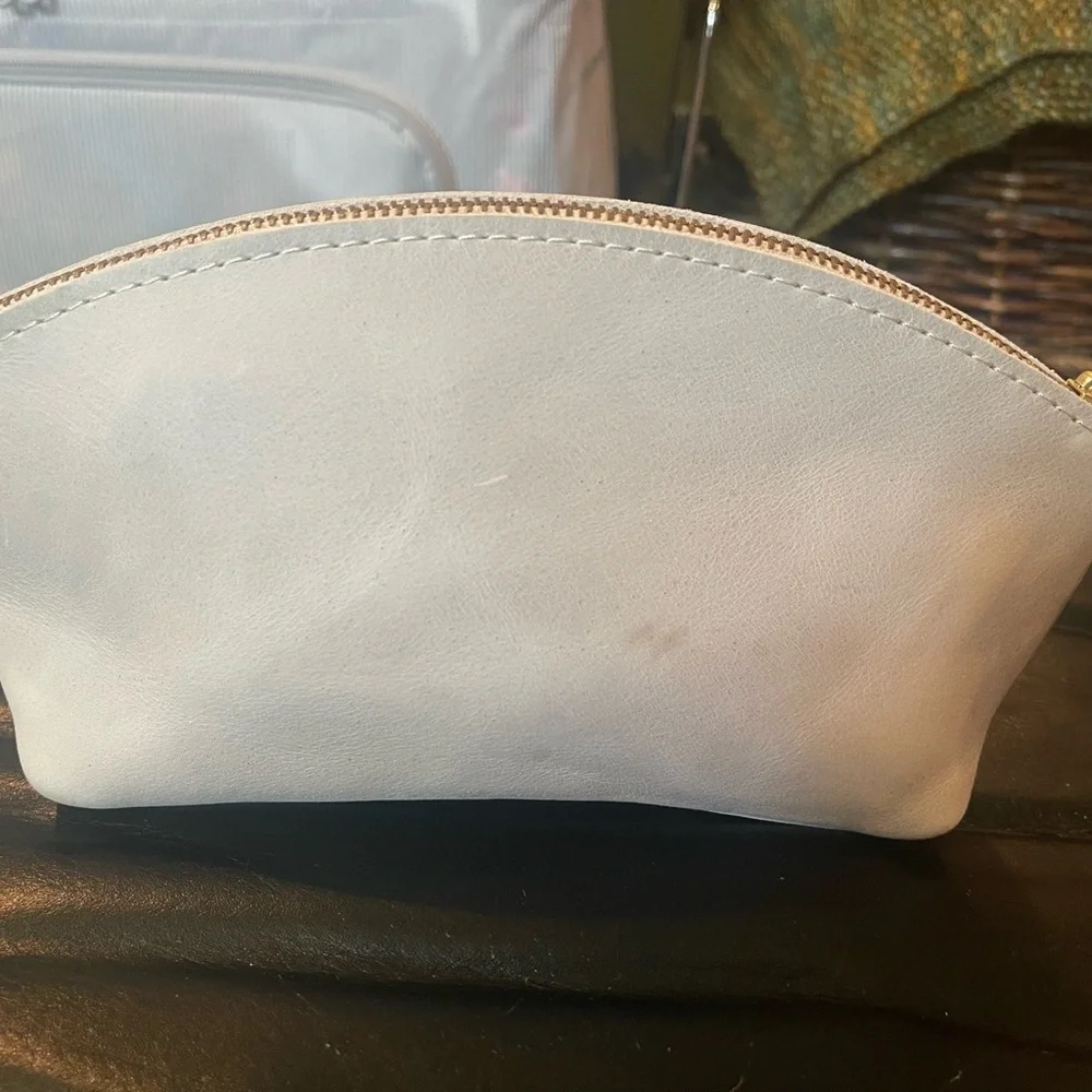 Portland Leather Makeup Organizer - Rare Unicorn 🦄 colorway Beluga